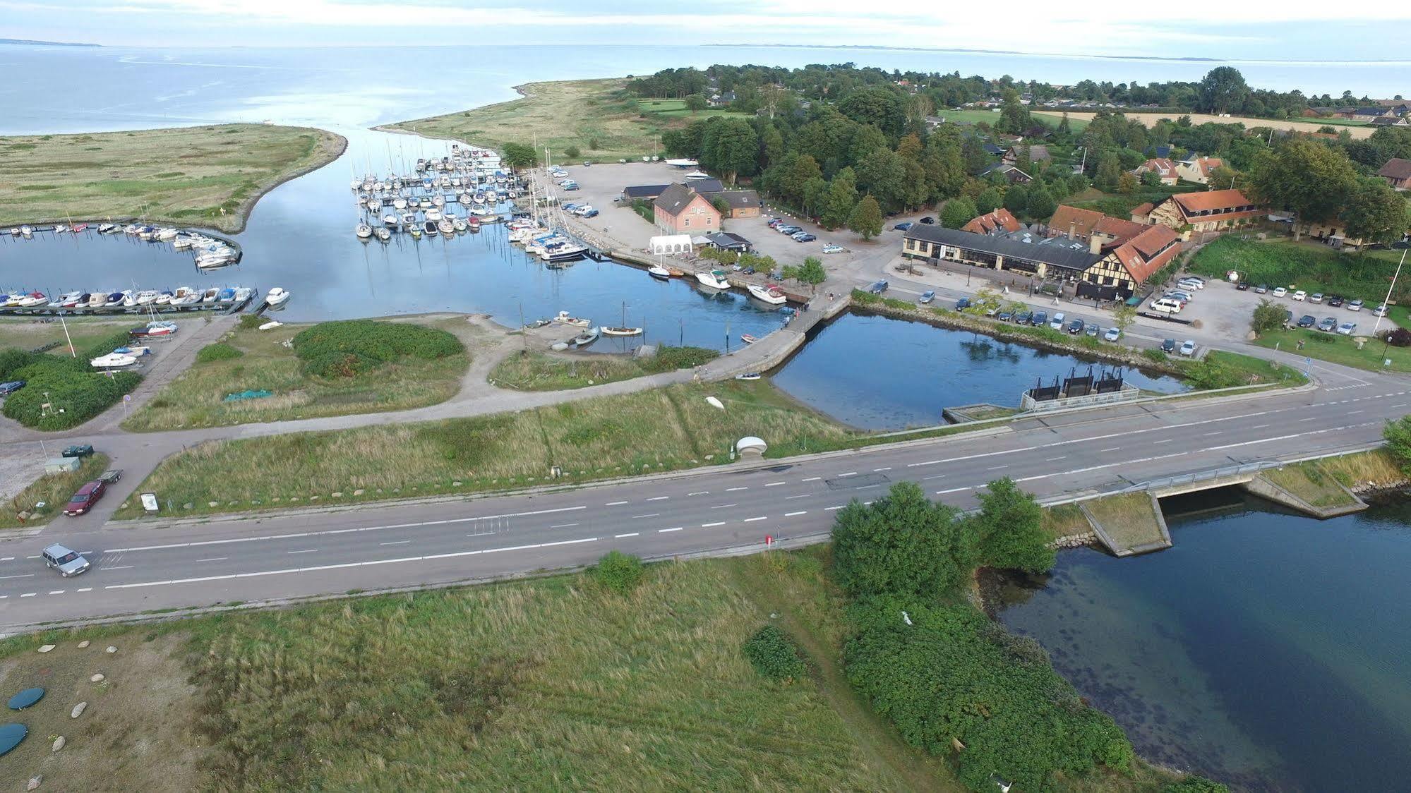 Norsminde Kro Odder Exterior photo